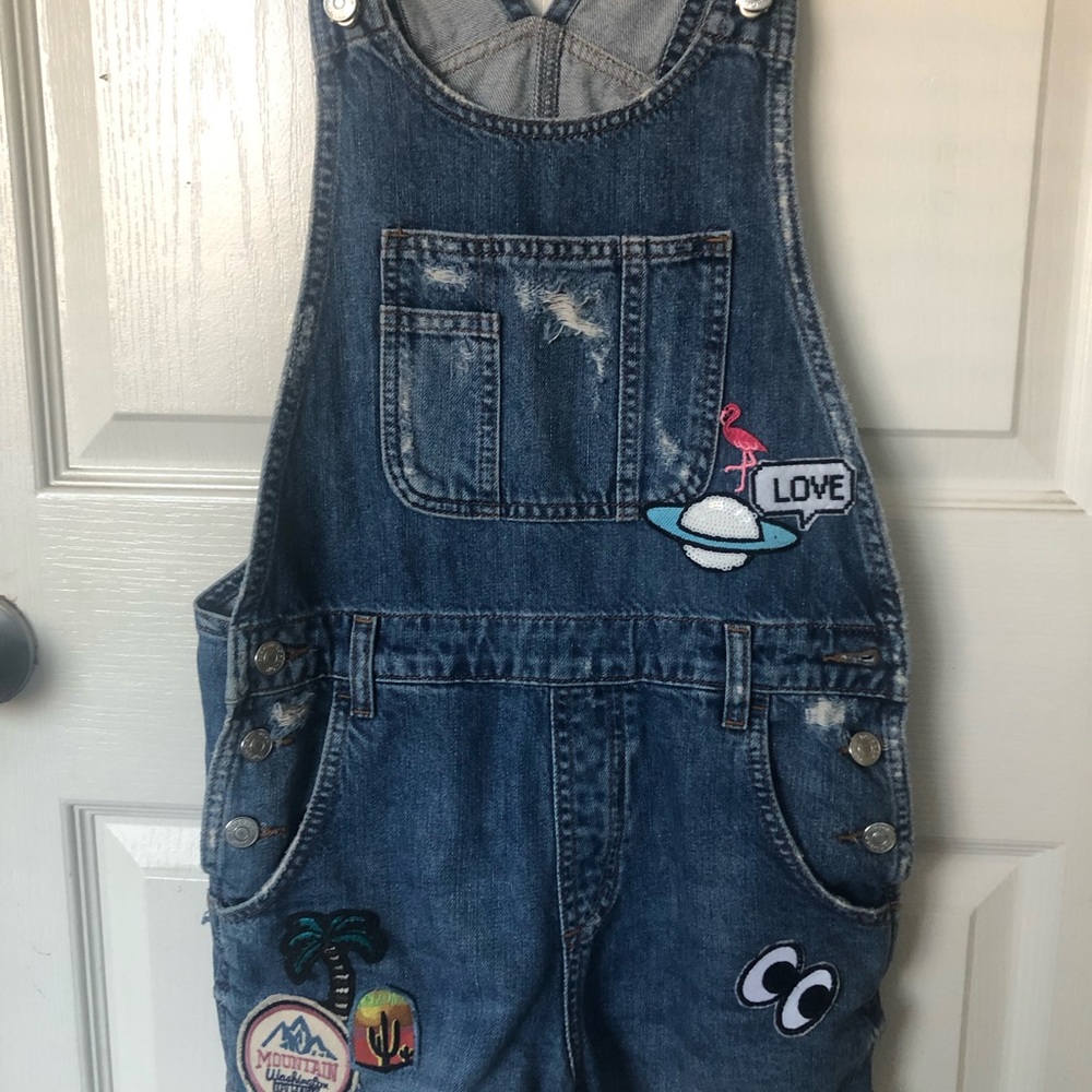 TOPSHOP Moto Denim Overall Shorts W/ Patchwork (S)